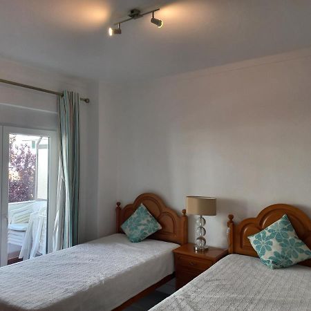 Regueiro Quarteira Beach Apartment Dış mekan fotoğraf