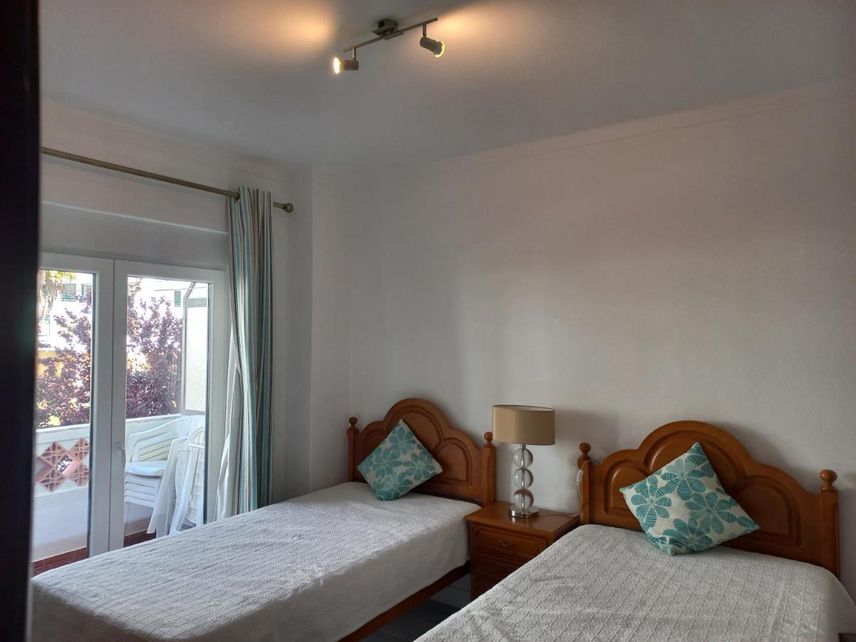 Regueiro Quarteira Beach Apartment Dış mekan fotoğraf