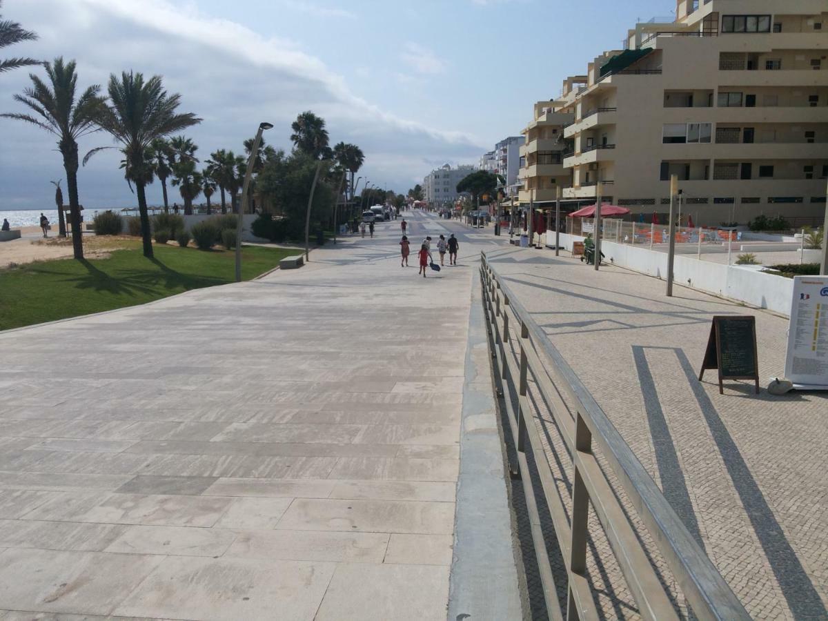 Regueiro Quarteira Beach Apartment Dış mekan fotoğraf