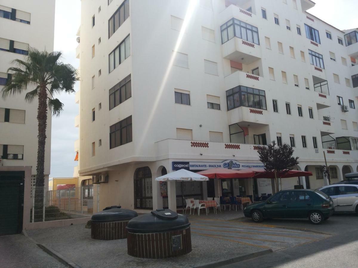 Regueiro Quarteira Beach Apartment Dış mekan fotoğraf