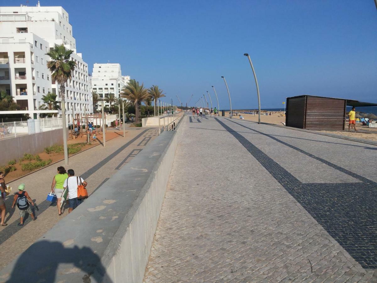 Regueiro Quarteira Beach Apartment Dış mekan fotoğraf